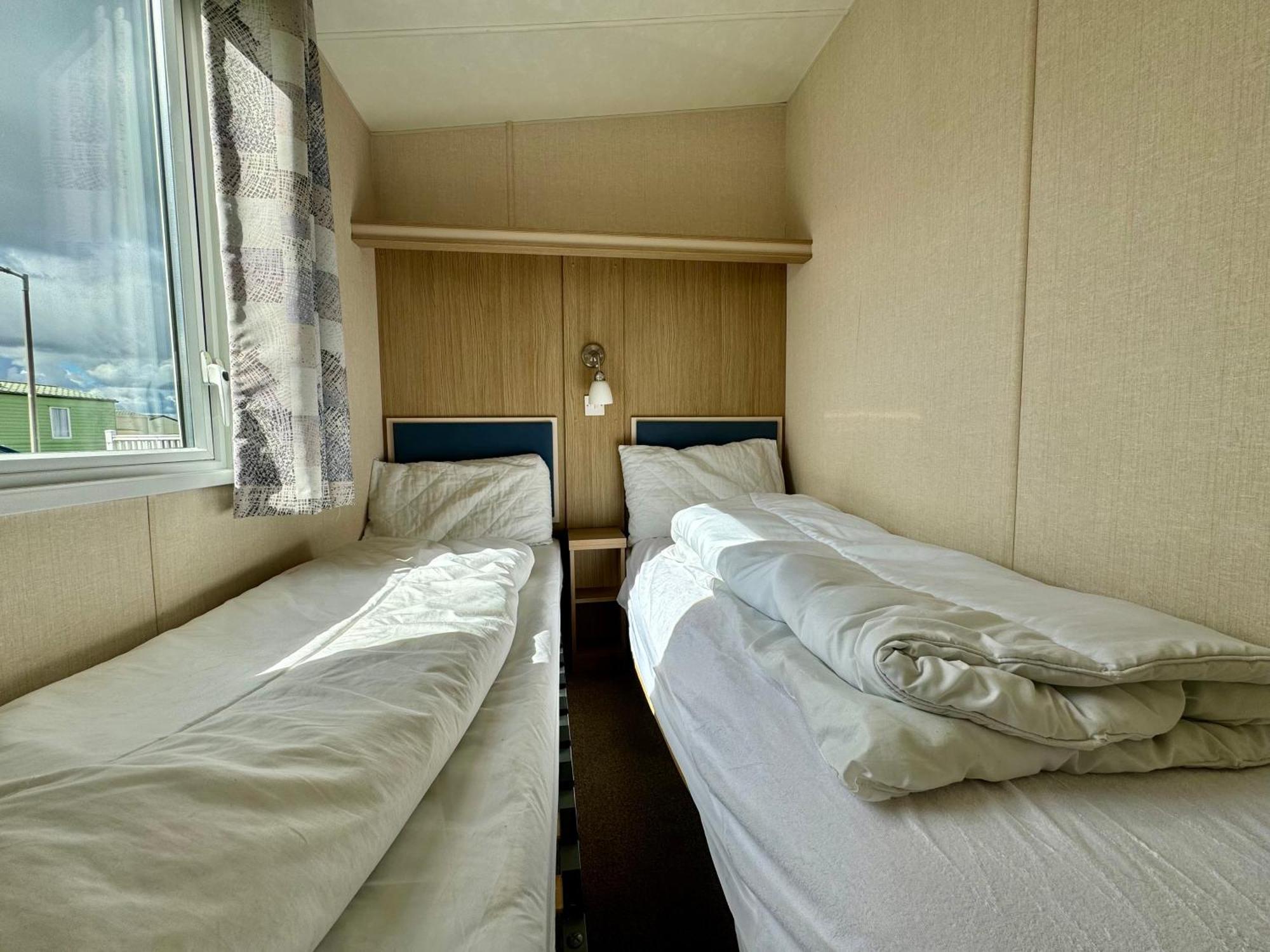 New Sea View Platinum Caravan With Huge Decking نيوكاسل أبون تاين المظهر الخارجي الصورة